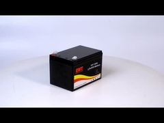 Une batterie de 12 V.