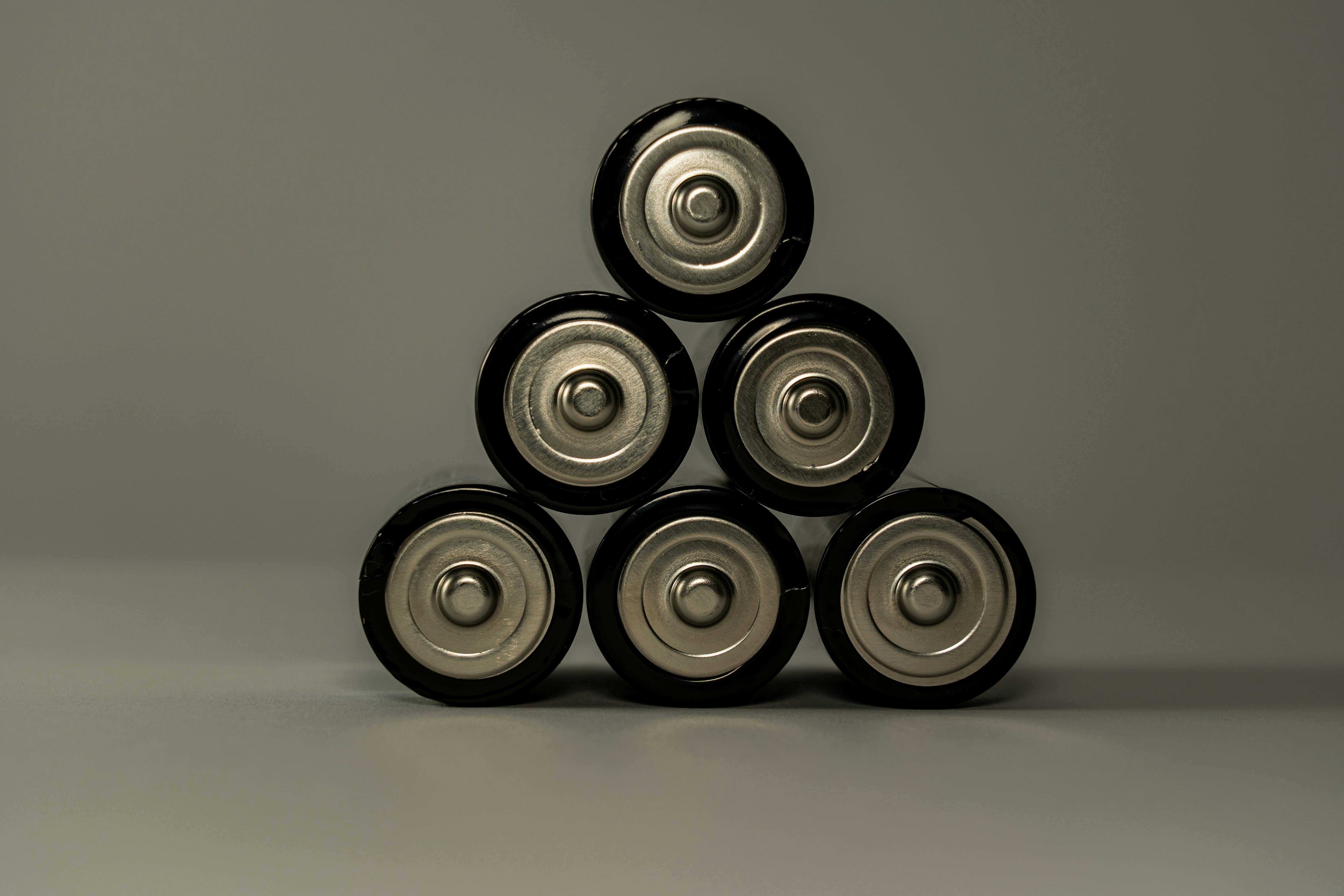 Derniers blogs de l'entreprise sur Quelle est l'ampleur du courant de court-circuit parallèle des batteries lithium fer phosphate ?