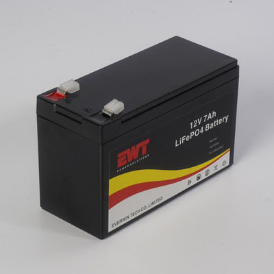 Lithium fer phosphate 3.2v IFR26650 IFR32700 batterie à pile cylindrique