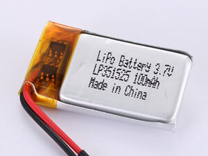 Longue durée de vie Cellule rechargeable Li-ion avec protection contre les PCB et impédance interne de 60 mΩ -20°C à 60°C