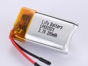 LP651523 3.7V 200MAH Prismatique Polymère Li-ion Cellule rechargeable La combinaison parfaite de forme et de fonction Petite taille