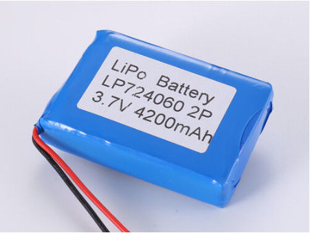 LP724060 3,7V 4200MAH Batterie Li-Ion pour les applications industrielles avec un courant de décharge de 1C