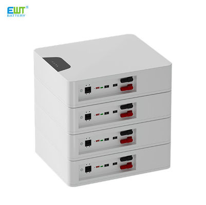 Étui ABS et BMS inclus 48V 100AH Piles au lithium-ion montées sur le mur pour le stockage d'énergie